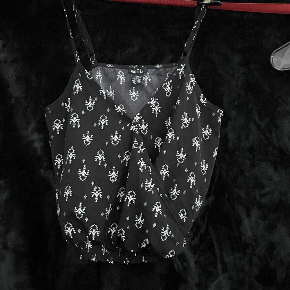 Rue21 Charcoal Floral Camisole